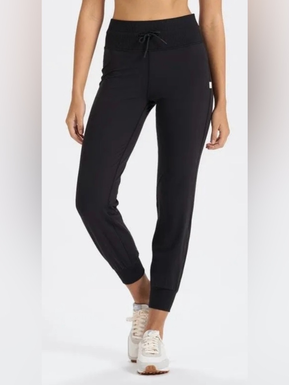 Vuori Daily Jogger, Size S - Picture 4 of 8